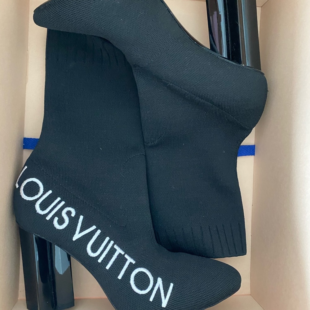 Louis VUITTON Black Sock Boots It 38